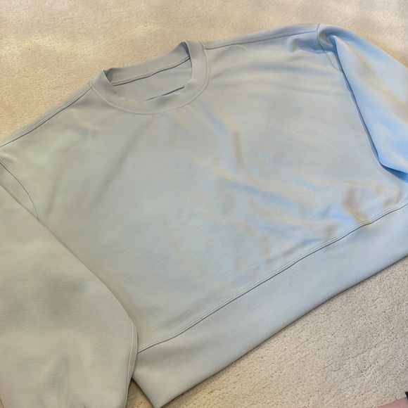 Lululemon Perfectly Oversized Cropped Crew *Softstreme Ocean Air women’s size 12 - Picture 3 of 6
